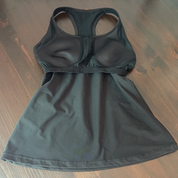 Lucy Racerback Workout Tank Top Shelf Bra Size M - Picture 11 of 11